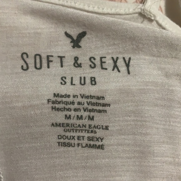 Camisole /tank - Picture 3 of 3